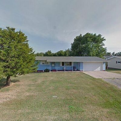 806 Ne 3 Rd St, Galva, IL 61434