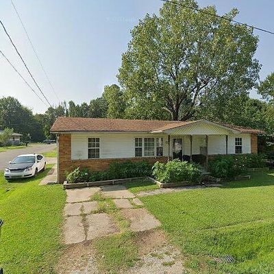 806 Nona St, Paragould, AR 72450