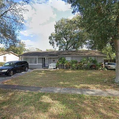 807 Kirkcaldy Way, Valrico, FL 33594