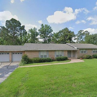 808 Oak Dr, Tylertown, MS 39667