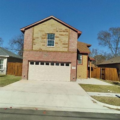 809 E 7 Th St, Bonham, TX 75418