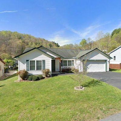 81 Pasco Loop, Waynesville, NC 28785