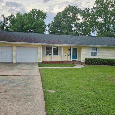 810 12 Th Ter, Pleasant Grove, AL 35127