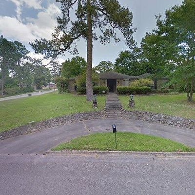 810 Linton Lanier Ln, Jasper, TX 75951