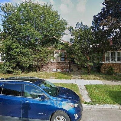 8105 S Kimbark Ave, Chicago, IL 60619