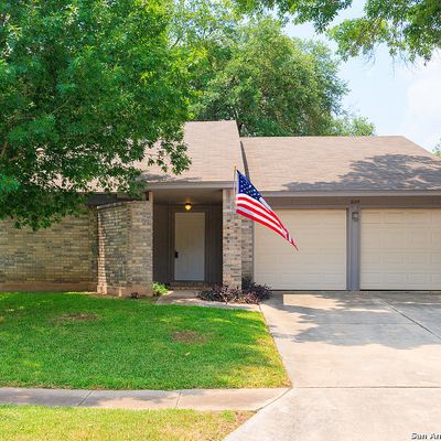 8105 Forest Dawn, Live Oak, TX 78233