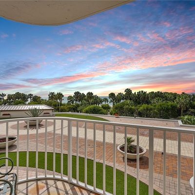 8111 Bay Colony Drive, Naples, FL 34108