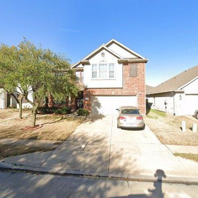 812 Bee Creek Ln, Fort Worth, TX 76120