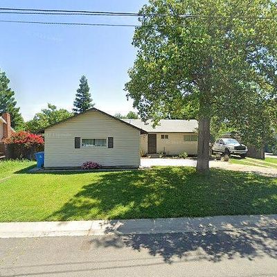 812 Meadow Ave, Yuba City, CA 95991