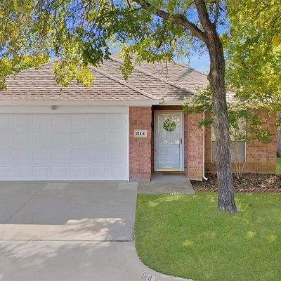 814 Palomino Drive, Euless, TX 76039