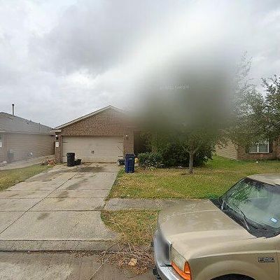 815 Marigold Rd, Baytown, TX 77521