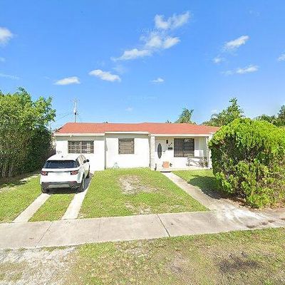 815 Ne 178 Th Ter, Miami, FL 33162