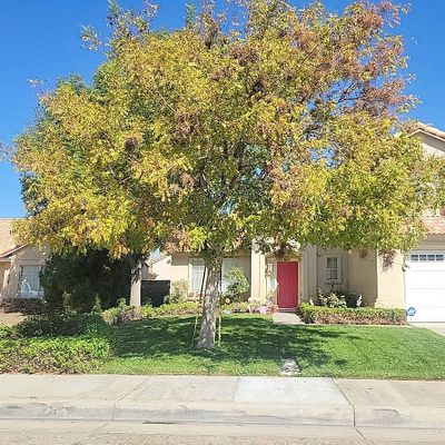 817 Cambridge Ct, Lancaster, CA 93535