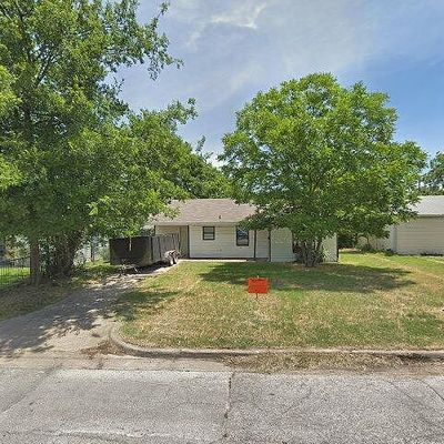 817 Sw 5 Th St, Grand Prairie, TX 75051