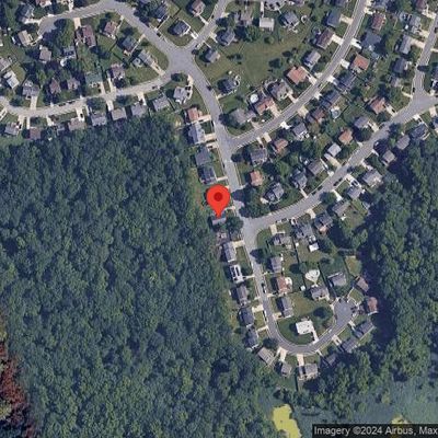 82 Avignon Dr, Newark, DE 19702