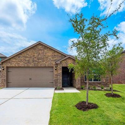 929 Clark Dr, Ferris, TX 75125