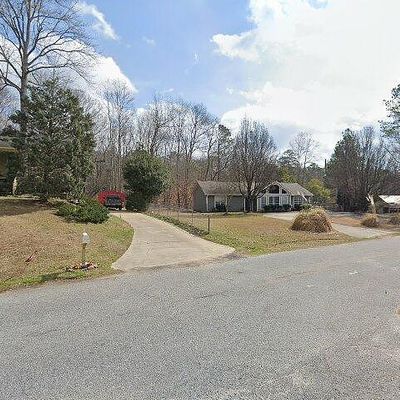 931 Lakeshore Dr, Jacksons Gap, AL 36861