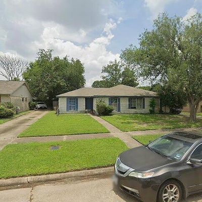 9310 Spellman Rd, Houston, TX 77031