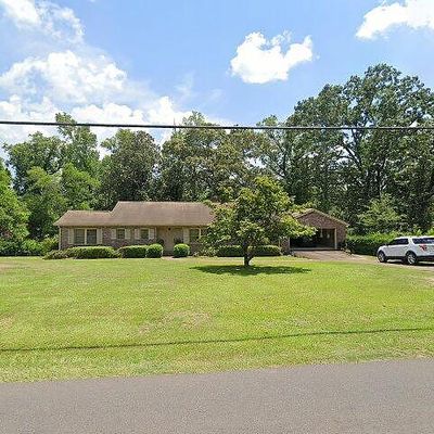 932 W 15 Th St, Laurel, MS 39440