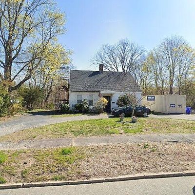 949 Union St, Rockland, MA 02370