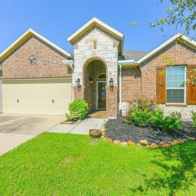 9506 Ocean Dr, Rosharon, TX 77583