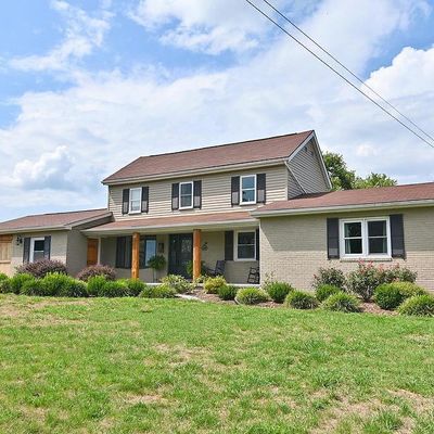 952 Yagers Rd, Luray, VA 22835