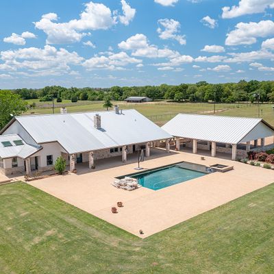 9560 Old Colony Line Rd, Dale, TX 78616