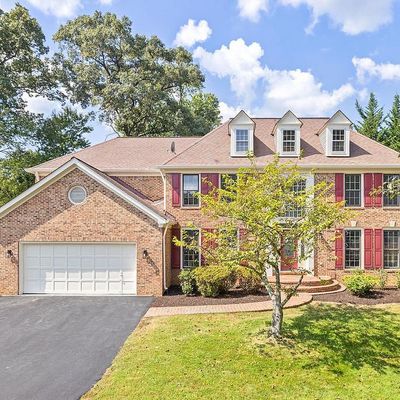 9610 Jenny Ln, Fairfax, VA 22032