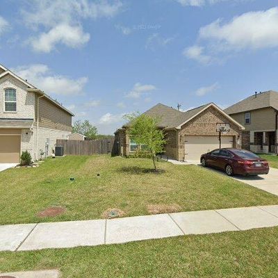 9614 Yellow Rose Dr, Texas City, TX 77591