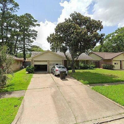 9619 Guest St, Houston, TX 77078