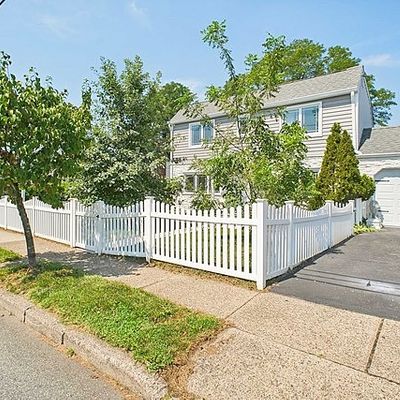 9 Calvin Ave, Lodi, NJ 07644