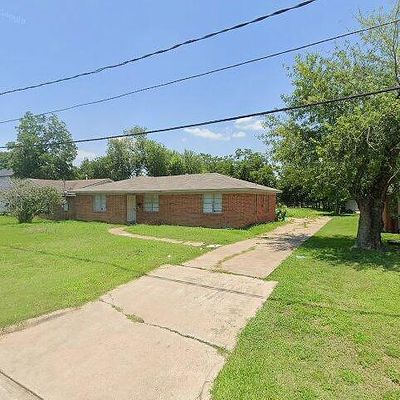 901 Romeo St, Pasadena, TX 77502