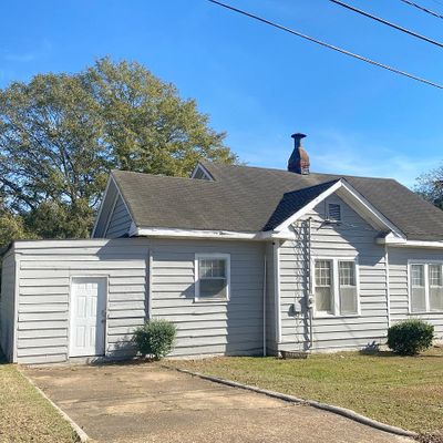 902 S 5 Th St, Lanett, AL 36863