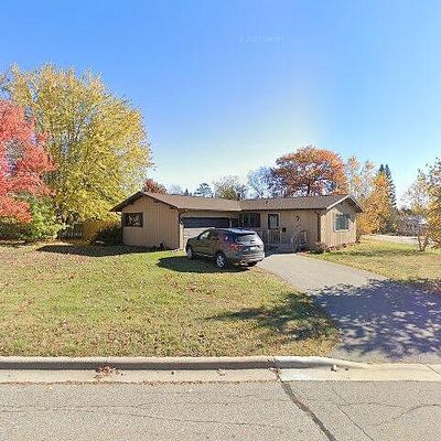 910 Sw 5 Th Ave, Grand Rapids, MN 55744