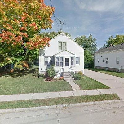 914 Bismarck Ave, Oshkosh, WI 54902