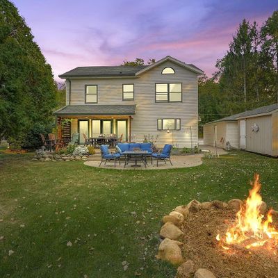 S109 W34736 Jacks Bay Rd, Mukwonago, WI 53149