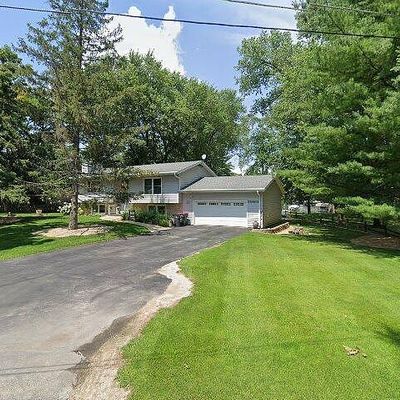 S109 W34744 Jacks Bay Rd, Mukwonago, WI 53149