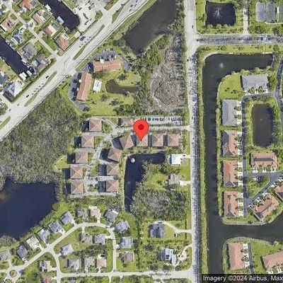 10031 Lake Cove Dr, Fort Myers, FL 33908