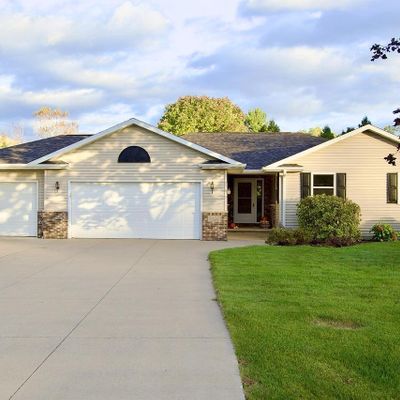 N1416 Greenbush Ct, Greenville, WI 54942