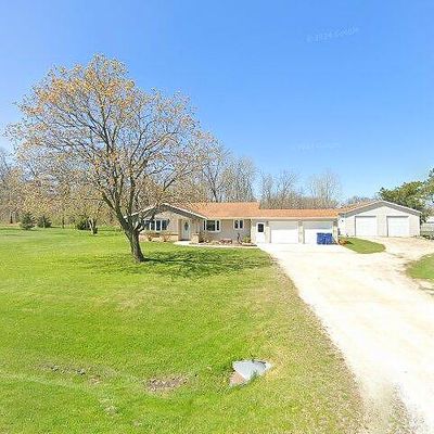 N4026 Hickory Rd, Fond Du Lac, WI 54937