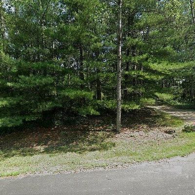 N9254 Woodfield Ct, Mukwonago, WI 53149