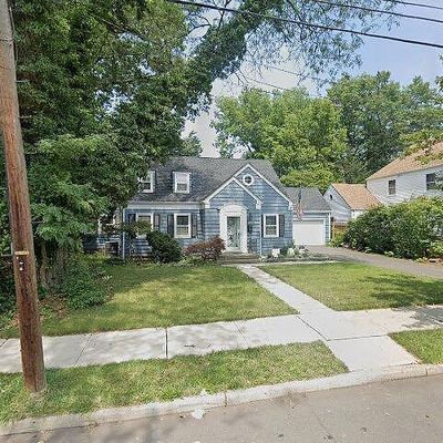 11 Sandford St, New Brunswick, NJ 08901