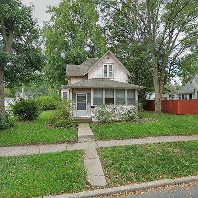 1101 W 14 Th St, Davenport, IA 52804