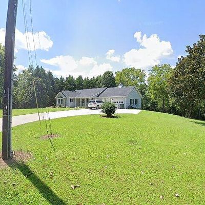 1106 Harrisburg Dr Sw, Lenoir, NC 28645