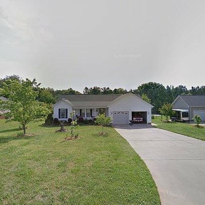 112 Henry Putnam Dr, Cherryville, NC 28021