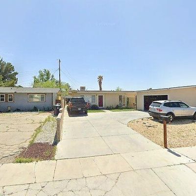 1132 Valiant St, Lancaster, CA 93534