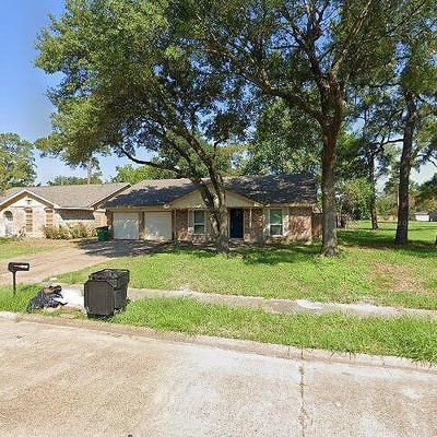 11615 Wood Shadows Dr, Houston, TX 77013