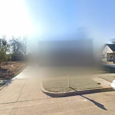 1020 E Mulkey St, Fort Worth, TX 76104