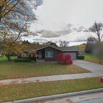 1051 W Acorn St, Lomira, WI 53048