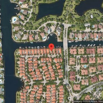 1061 Waterside Ln, Hollywood, FL 33019